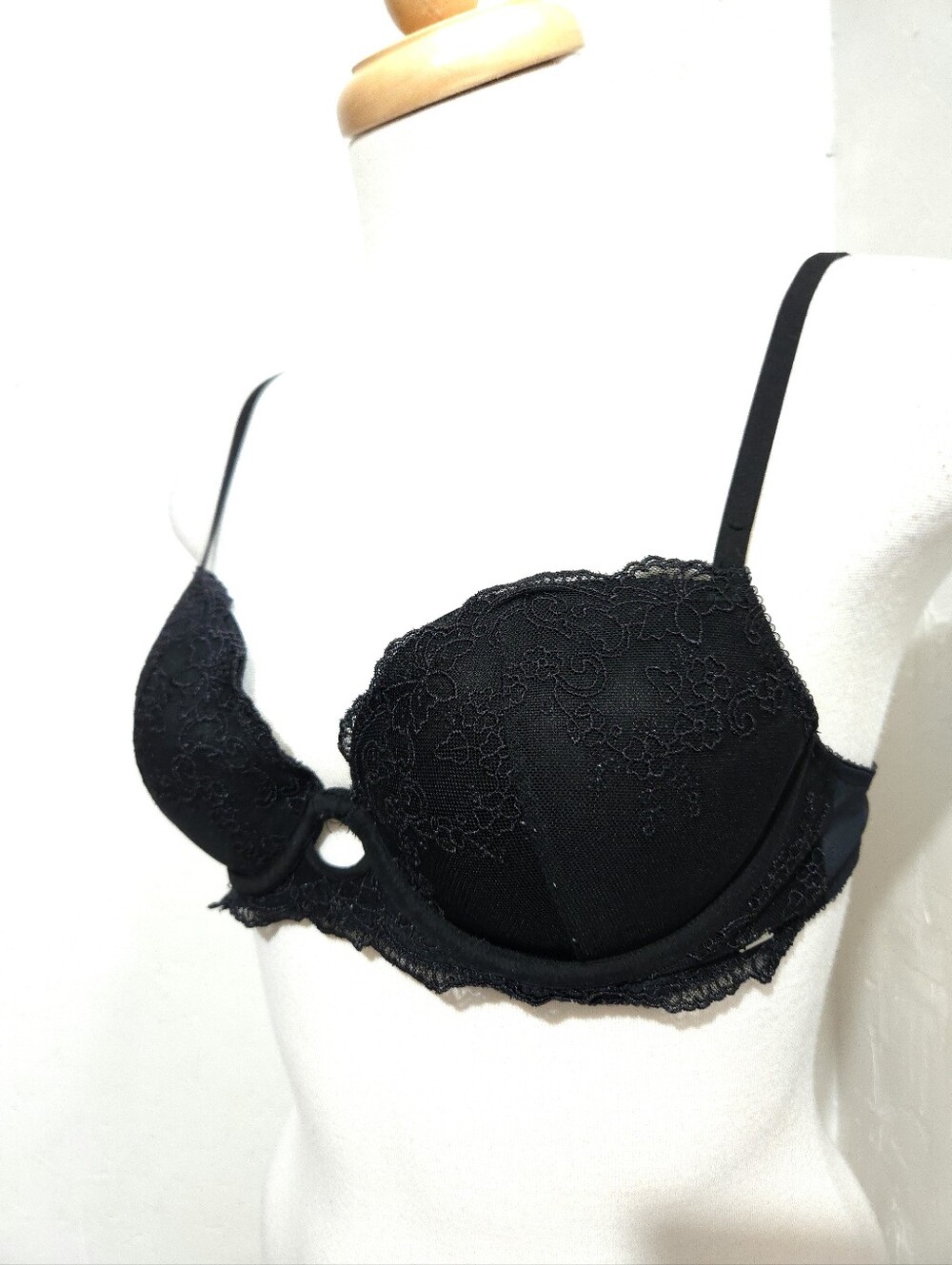 La SENZA Black Lace Push-Up Bra with Floral Detail